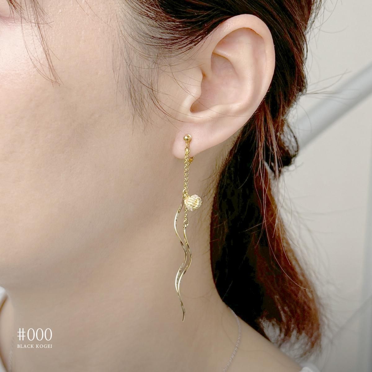 ac0482水引ピアス／イヤリング ツインウェーブ｜knotノット 加賀水引