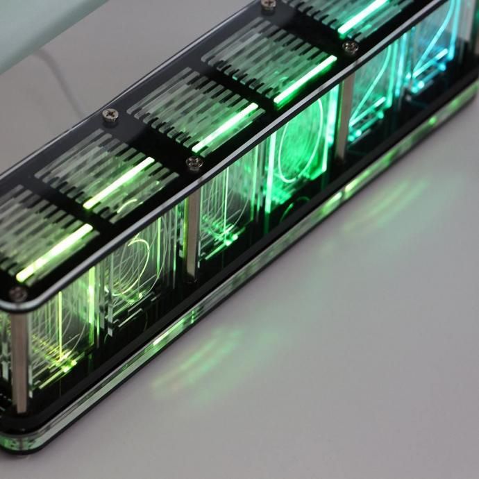 RGB TUBE CLOCK ニキシー管風置時計 UNCOMMON CARRY / RGB チューブ