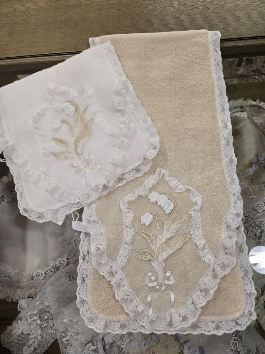 さえら・ヒスクローネ - さえら＆ベルパーチショップ Humpty Dumpty