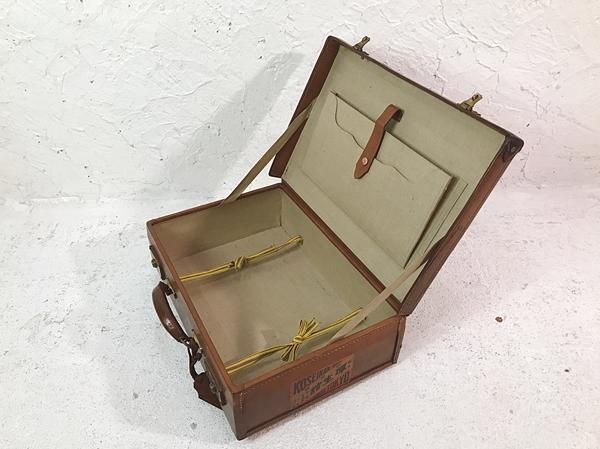 革のトランク（鍵付き） - ブルーパロット京都｜アンティーク家具