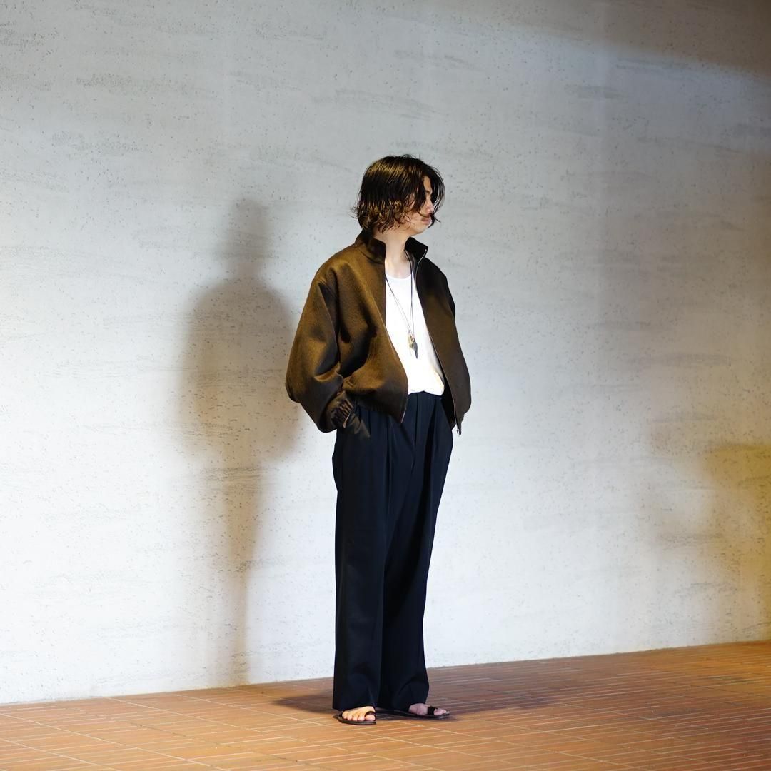 AURALEE (オーラリー) Light Wool Max Gabardine Two-Tuck Slacks