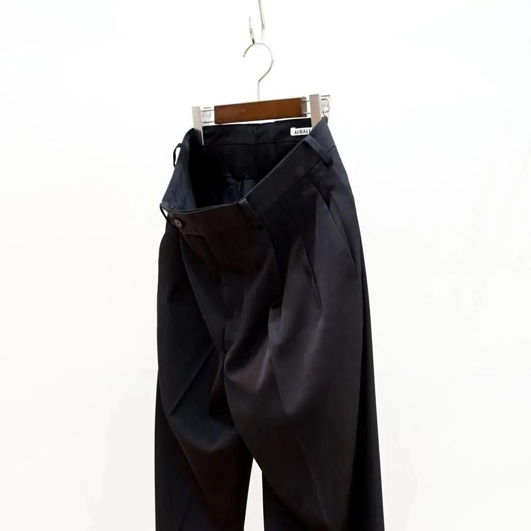 AURALEE (オーラリー) Light Wool Max Gabardine Two-Tuck Slacks