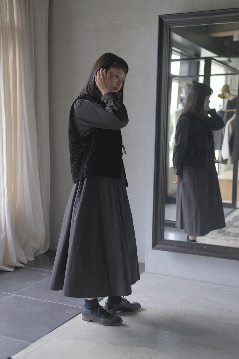 TOWAVASE | ベルベットベスト - c a b i n e t O N L I N E S T O R E