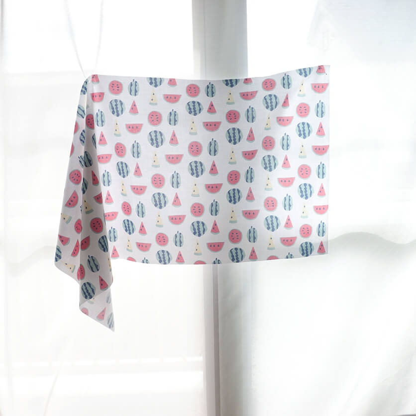 スイカのかお フルーツ・スイカ柄- 布・生地の通販サイト：nunocoto fabric