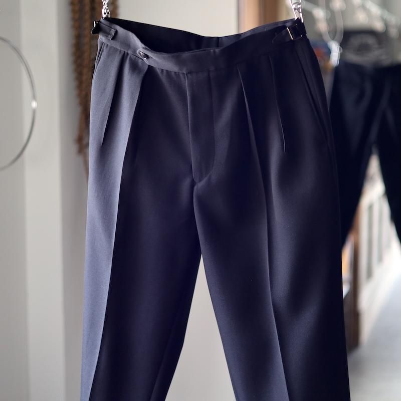 HEUGN】Aaron Gabardine Black Trousers - HUUKU