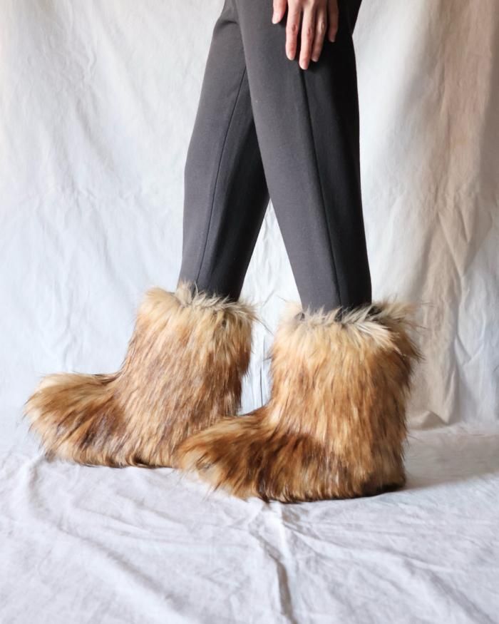 FUMIKA UCHIDA： FAUX FUR BOOTS COVER - COYOTE - ORANN ONLINE SHOP