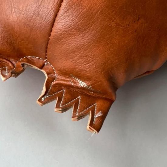 Nauga Monster / Cognac - NICK WHITE