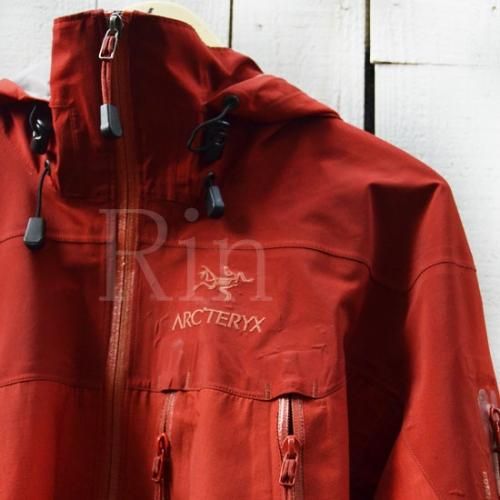 Vintage ARC'TERYX Theta AR Jacket