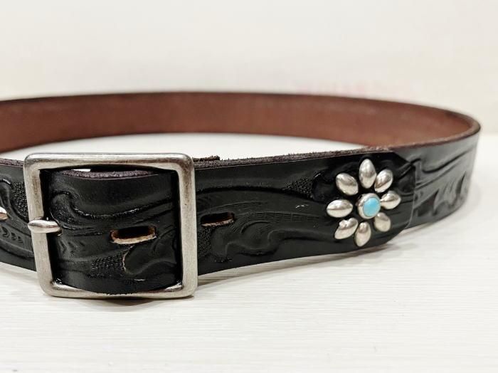 HTCベルト エンボスレザー エンドオンリー フラワースタッズ ベルト