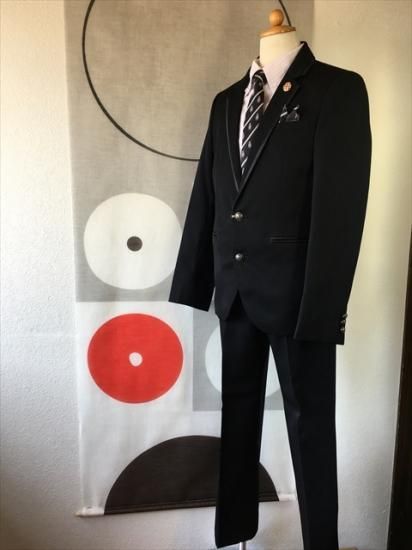 ミチコロンドンのスーツ