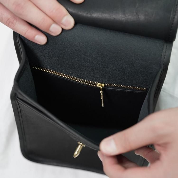 オーベルジュ AUBERGE 25aw マディソン レザーショルダーバッグ MADISON