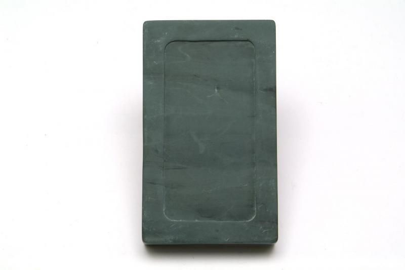 洮河緑石硯 門字型 5インチ【規格品】 - 書道用具専門店 西本皆文堂