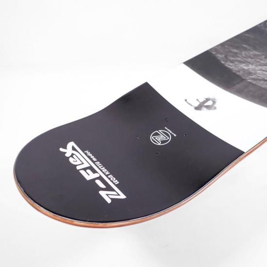Z-FLEX】 LEON KAETSU Signature Model (8.25 x 31.25) - FESN / LIBE