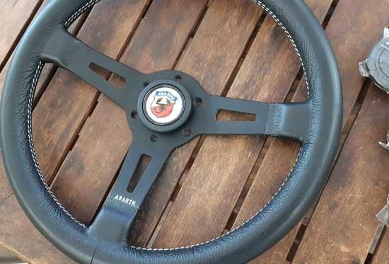 ABARTHホーンボタン - フィアット・アバルトパーツのネットショップ