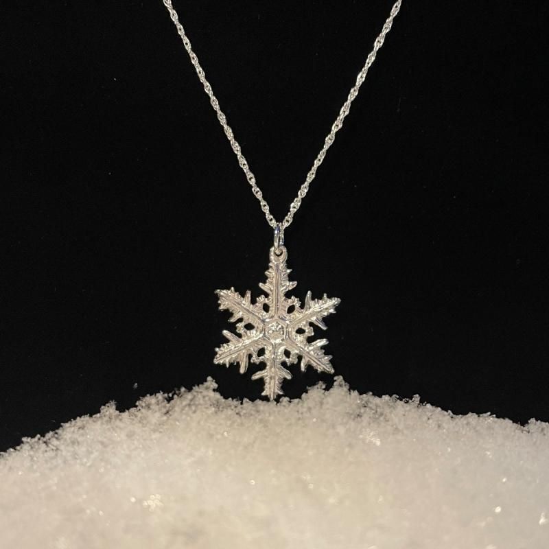 雪の結晶ネックレス＜gin017 BB-1/C-0197＞【ゆうパケット可