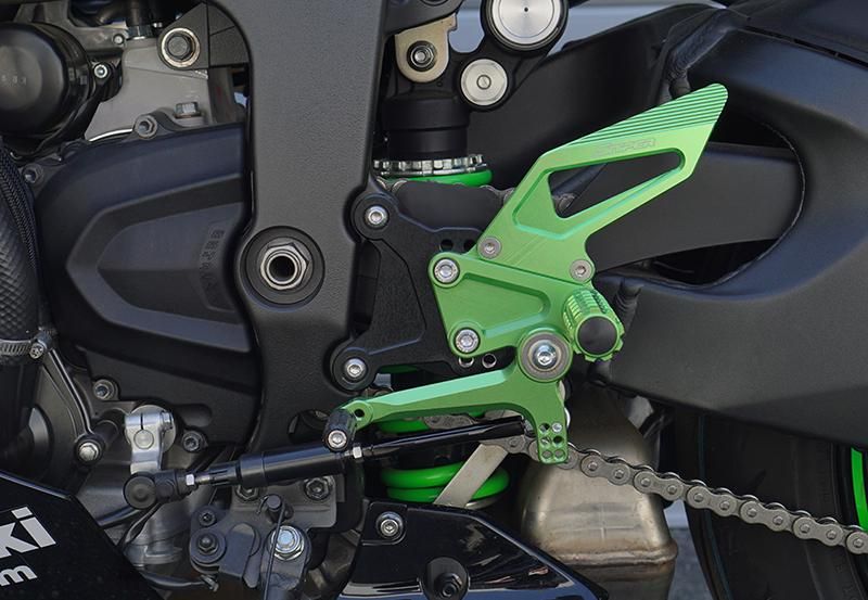 NINJA ZX-6R ZX636 バックステップ 金 SNIPER スナイパー SP0143GD