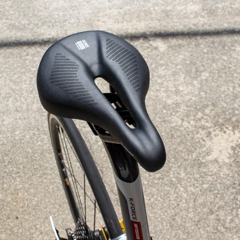 カーボンサドル 炭素繊維 超軽量 (GO.643double(フルカーボン