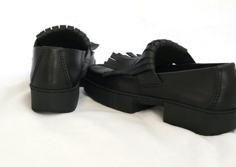 フリンジ牛革ローファーTiger-waw - *empress-195*のショップページへ