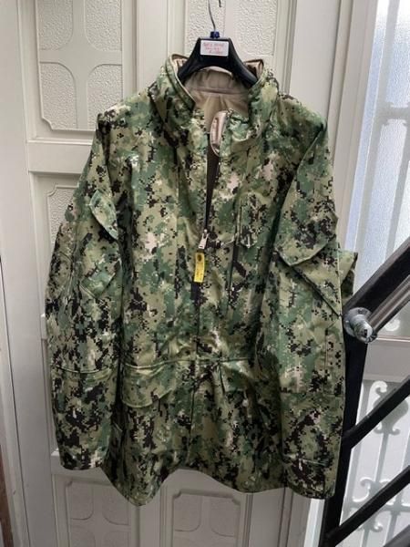 米軍放出品 極上品 ゴアテックスパーカー TYPE3 AOR2 XXL-ロング