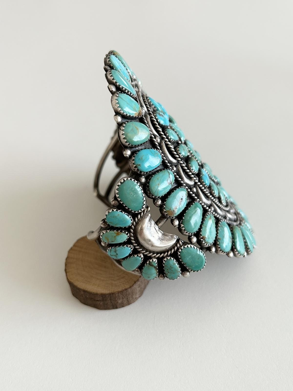 ナバホ族 キングマンターコイズクラスターバングル - インディアン