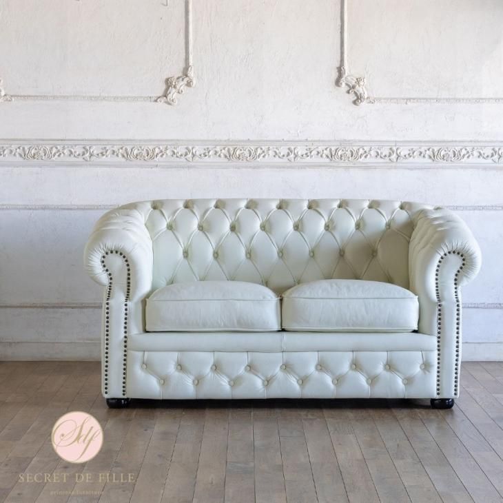 オックスフォード チェスターフィールドソファ 2人掛け ホワイトレザー