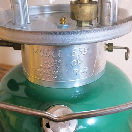 コールマン 639 ケロシングリーンランタン（1980年2月製造）です。未