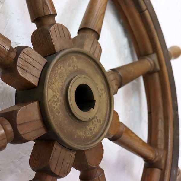1930年代アンティーク木製舵輪 直径93cmの存在感