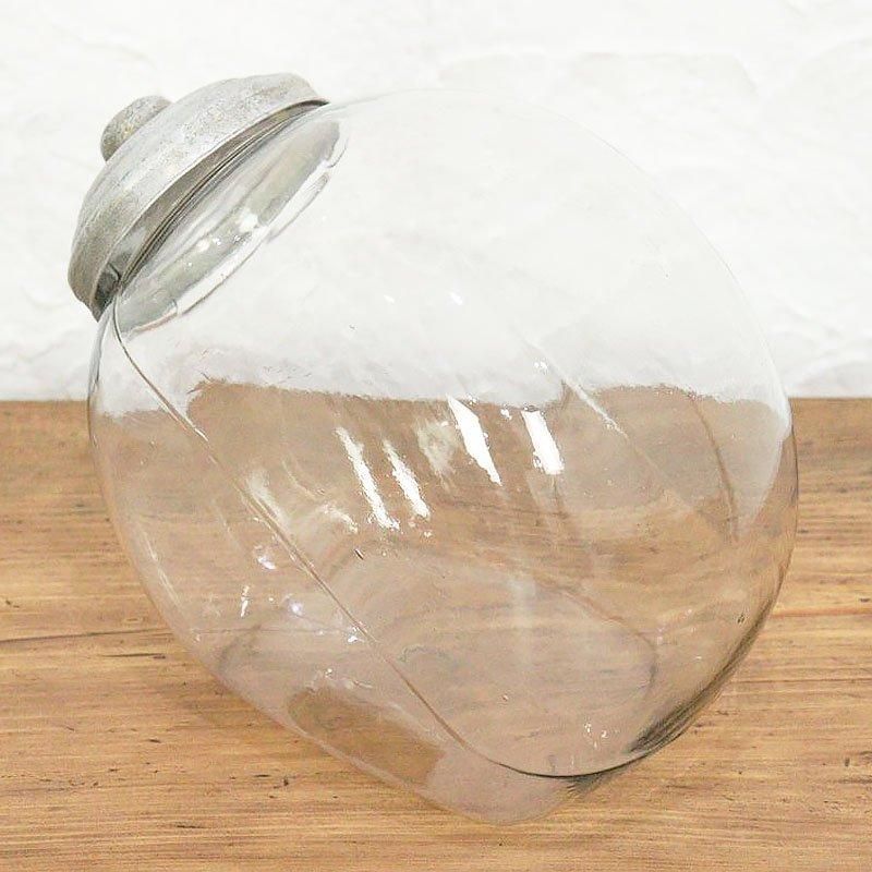 昭和初期のアンティーク猫瓶 おしゃれでかわいいディスプレイ