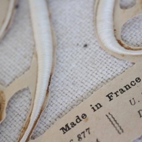 フランス製アンティーク、イニシャル刺繍の素朴な布製品