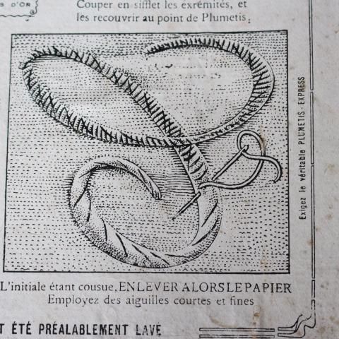 6】たくさん18枚！ フランス アンティーク イニシャル 手刺繍 端切れ 6