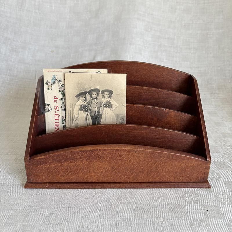 木製カードホルダー＆レタースタンドが揃う！おしゃれなレターラック