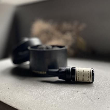 MAD et LEN Recharger LILI NEROLI 30ml（マドエレン リチャージオイル