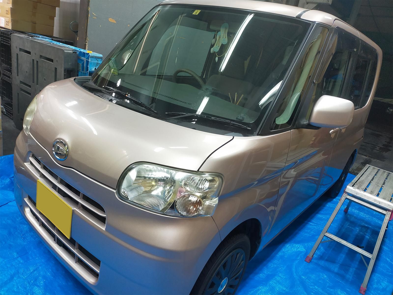 ダイハツ タントを世田谷ベースカラーで刷毛塗り全塗装！ - 刷毛（ハケ