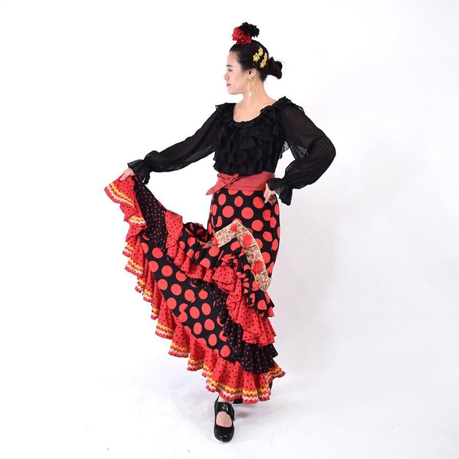 フラメンコのファルダはMariQuitaで。