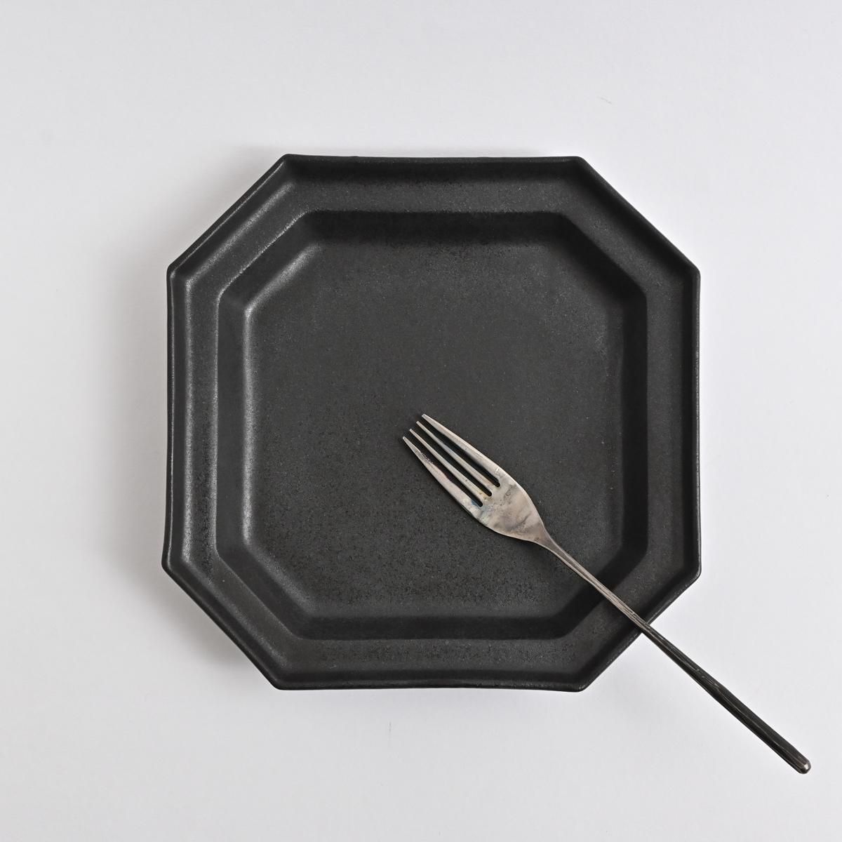 山本拓也 黒 八角皿M 17.5cm角 高さ2.8cm｜ 作家もの和食器の通販