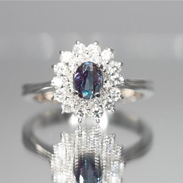 ブラジル産アレキサンドライト ダイヤモンドリング AX 0.72ct D 0.49ct