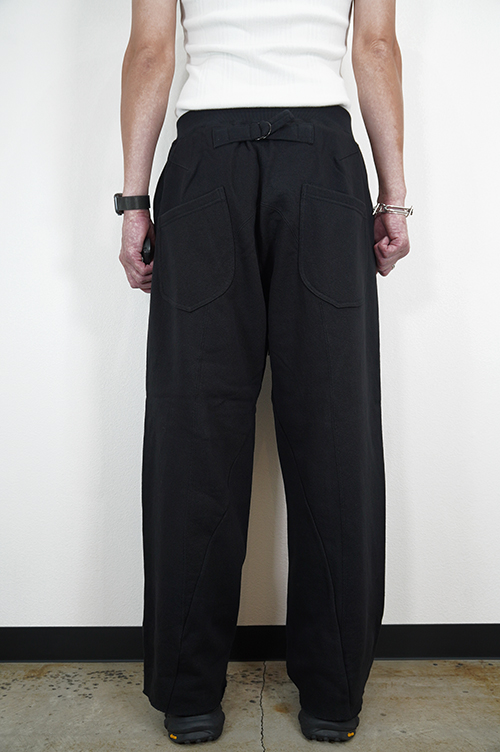 The Viridi-anne（ザ ヴィリジアン） HEAVY WEIGHT SWEAT WIDE PANTS