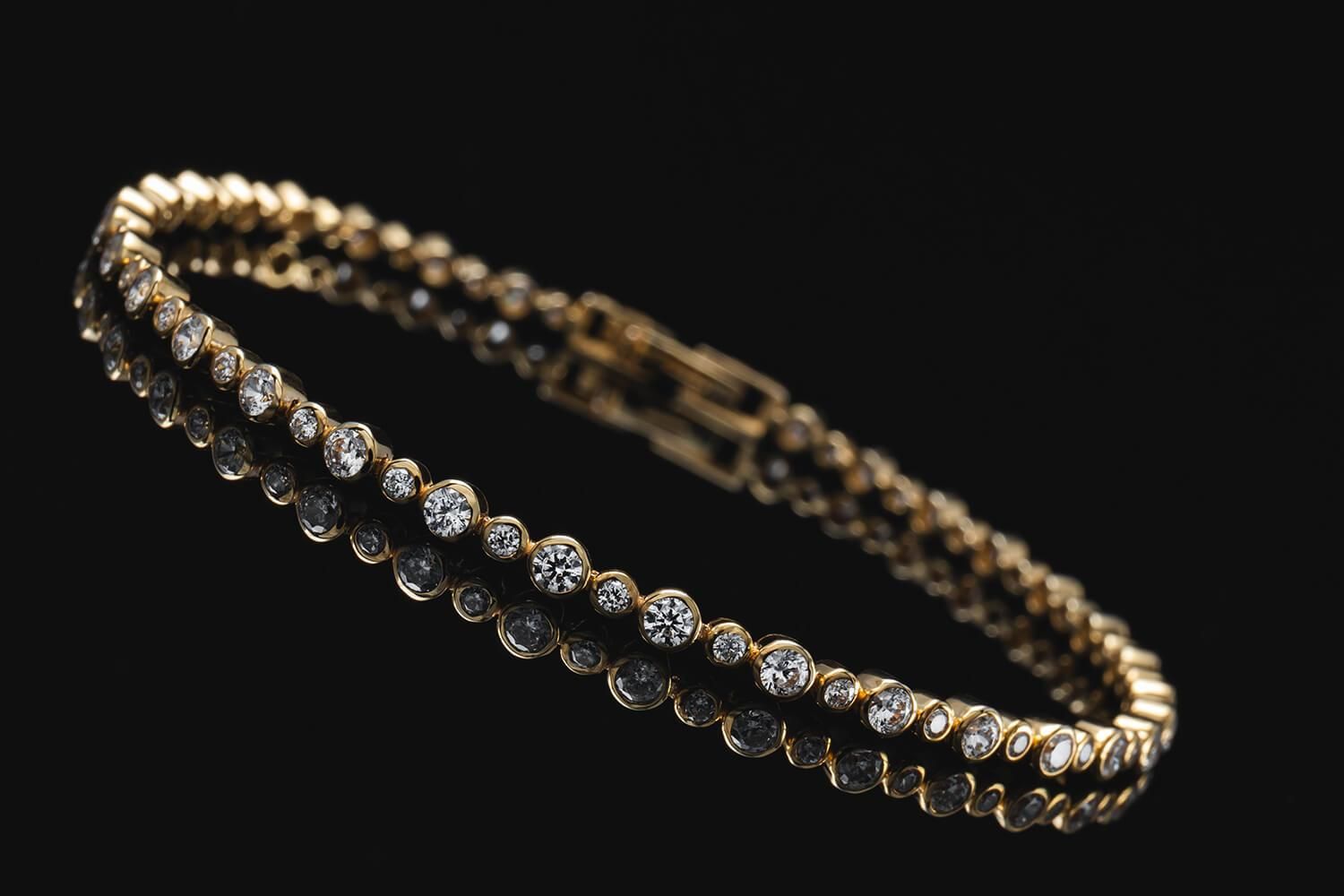 10K イエローゴールド テニスブレスレット 幅3mm 18cm-19cm ALCC117