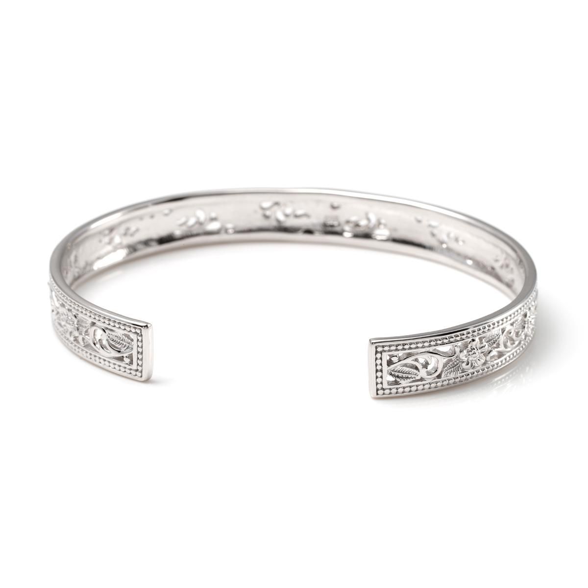 12月12日まで販売予定！ BURBERRY シルバーバングル 専用布袋付き 12月