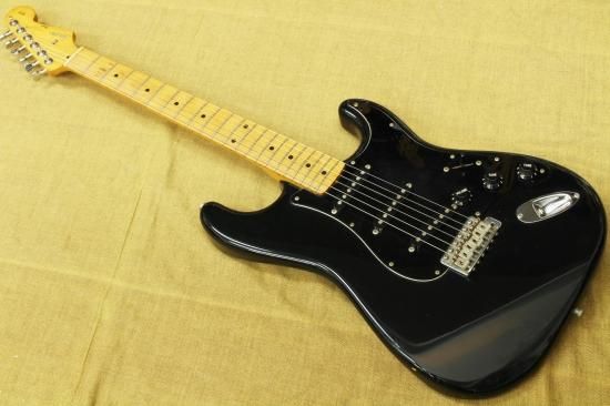 Squier by Fender SST-33 BLK/R Made In Japan Mシリアル - Geek IN Box