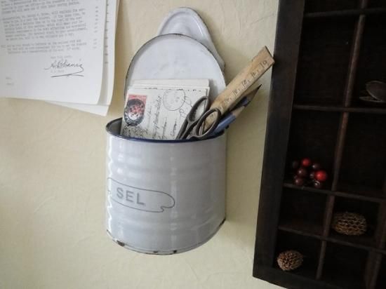 BB社 アンティークホーロー SEL（セル)缶