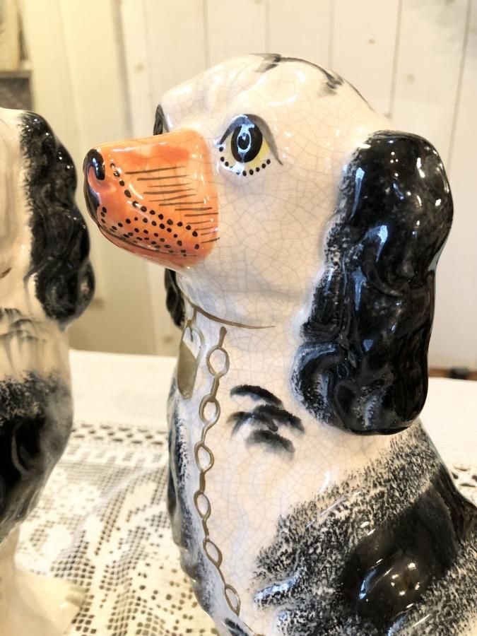 スタッフォードシャードッグ ペア - アンティークとテディベアの店