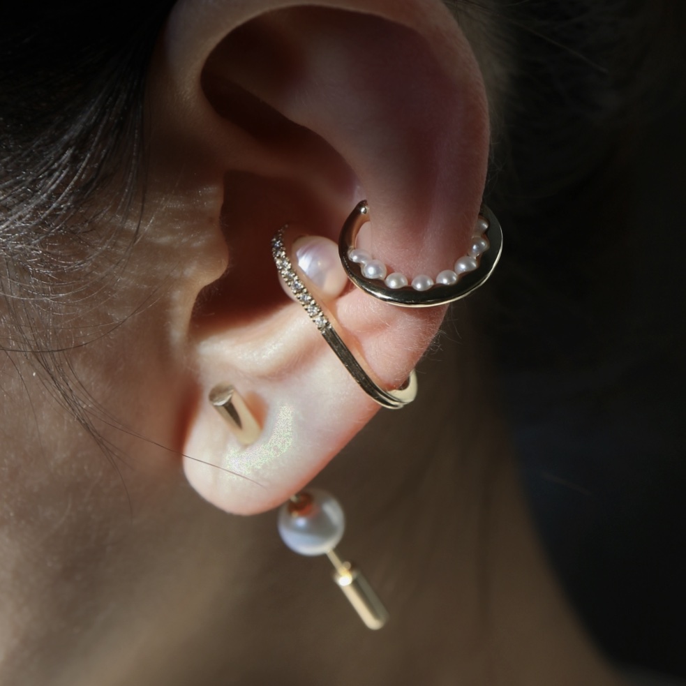Hirotaka（ヒロタカ) Beluga Pearl Diamond Ear Cuff | パール