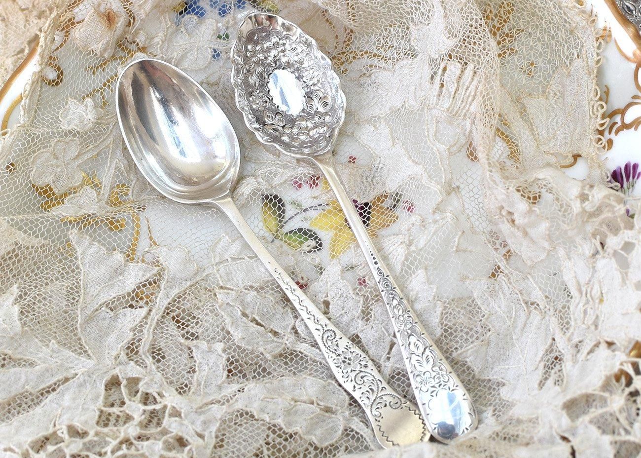 英国アンティーク銀器【純銀】1897年 美装飾ティースプーンセット6本