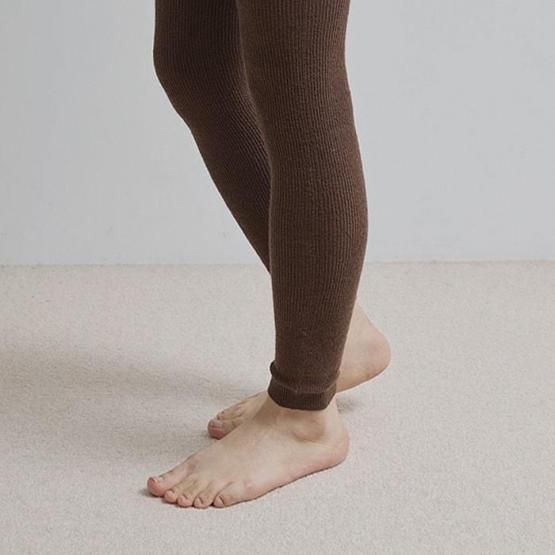 あたたかくおしゃれなレギンス【DRESS HERSELF/ドレスハーセルフ