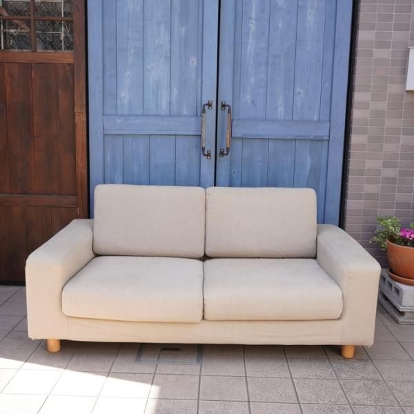 人気の無印良品(MUJI)のウレタンポケットコイル 2シーターソファ