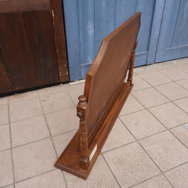 HAYAMA GARDEN(葉山ガーデン)で取り扱われていたアンティーク調置き鏡