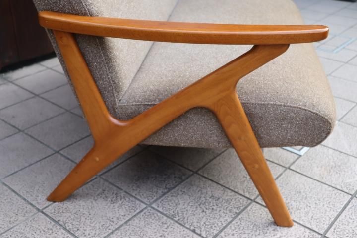 unico(ウニコ)のFIVE(ファイブ)二人掛けソファです。50'sのプロダクト