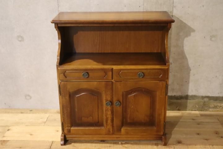 karimoku(カリモク家具)の人気シリーズCOLONIAL(コロニアル)の電話台