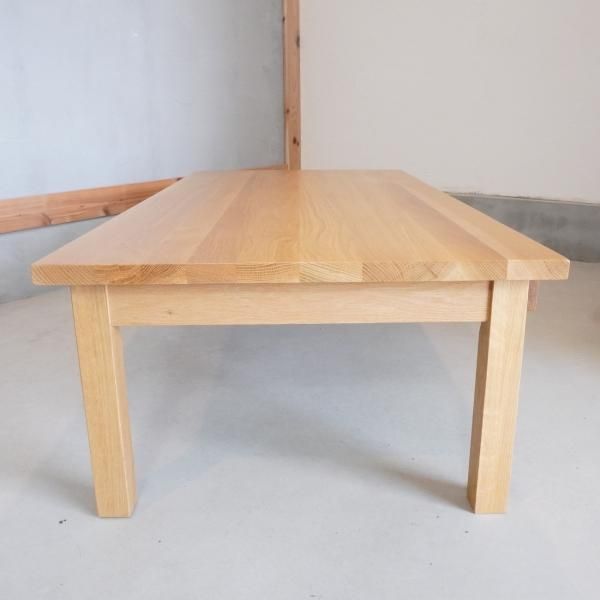 無印良品(MUJI)の人気のオーク無垢材 ローテーブルです！引出し付